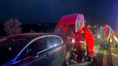 FOTO-VIDEO | Carambol cu patru mașini, pe un drum național din județul Olt. Care este bilanțul victimelor