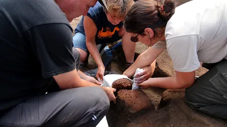 Arheologii fac anunțul: Au fost găsite morminte de acum 5.000 de ani în Prahova - GALERIE FOTO