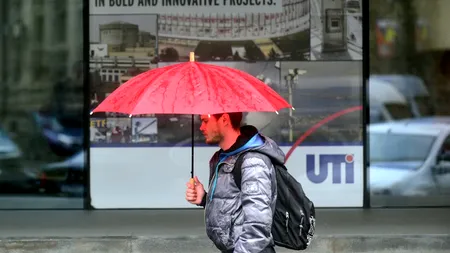 VREMEA. Revin ploile în toată țara. Progonoza meteo în următoarele zile