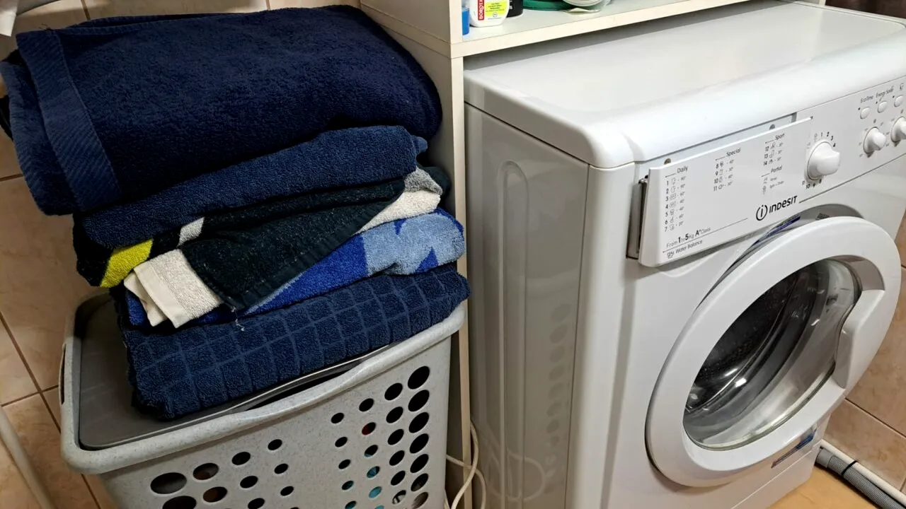 Cât de repede se răspândesc bacteriile printre fibrele PROSOAPELOR și cât de des ar trebui să fie spălate