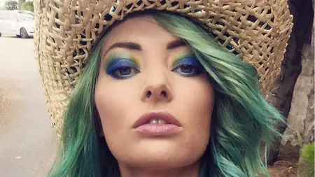 Delia a încasat o sumă URIAȘĂ pentru un recital de 40 de minute în Saint Tropez