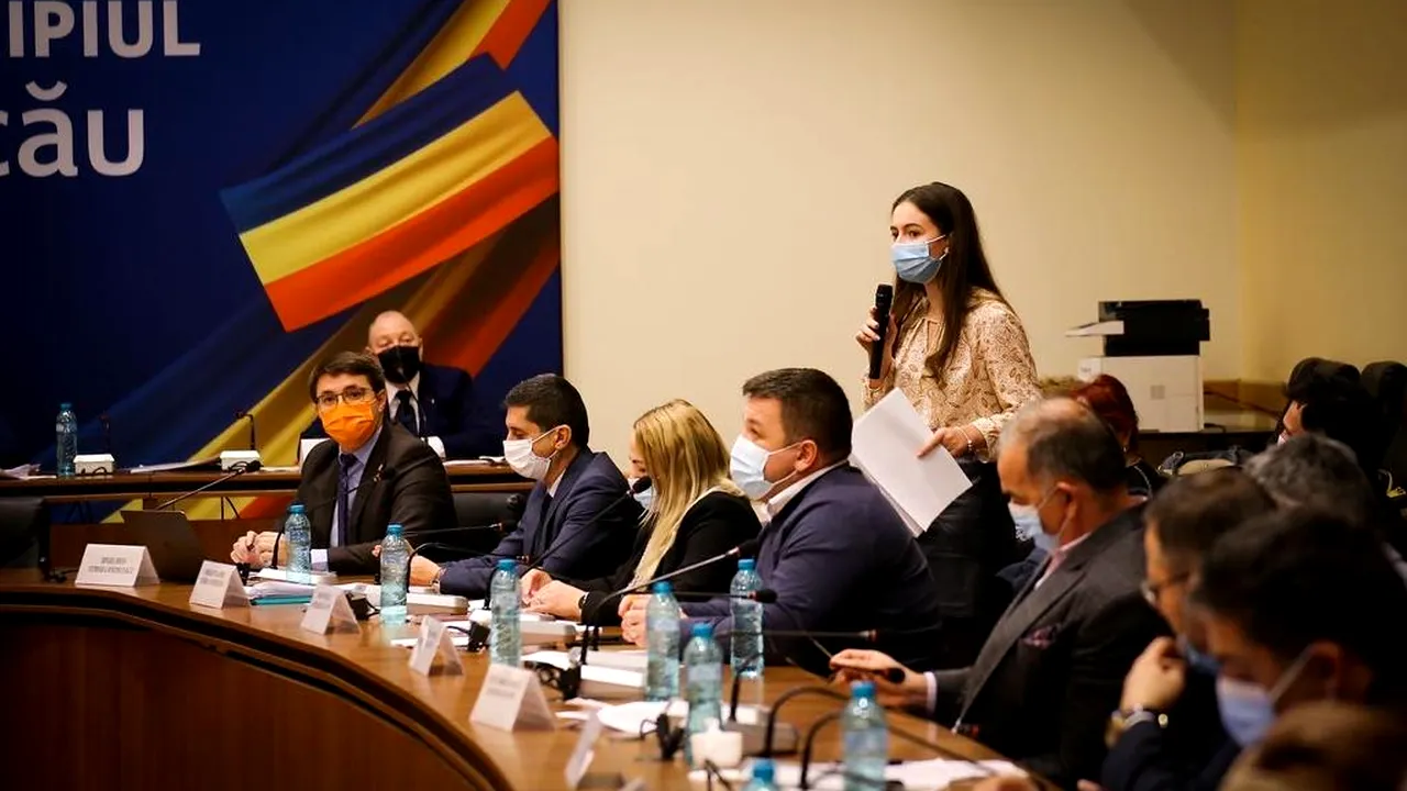 Primarul Bacăului a fost reclamat la DNA de Asociația Elevilor