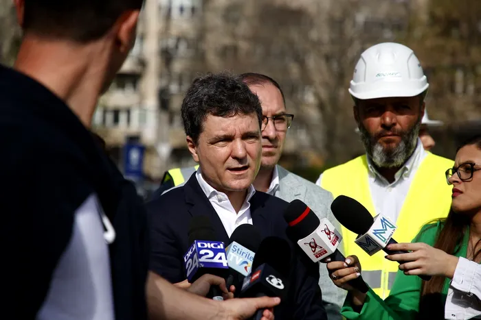 Primarul Capitalei, Nicușor Dan, la deschiderea circulației pe Podul GrantFOTO: Mihai Pop