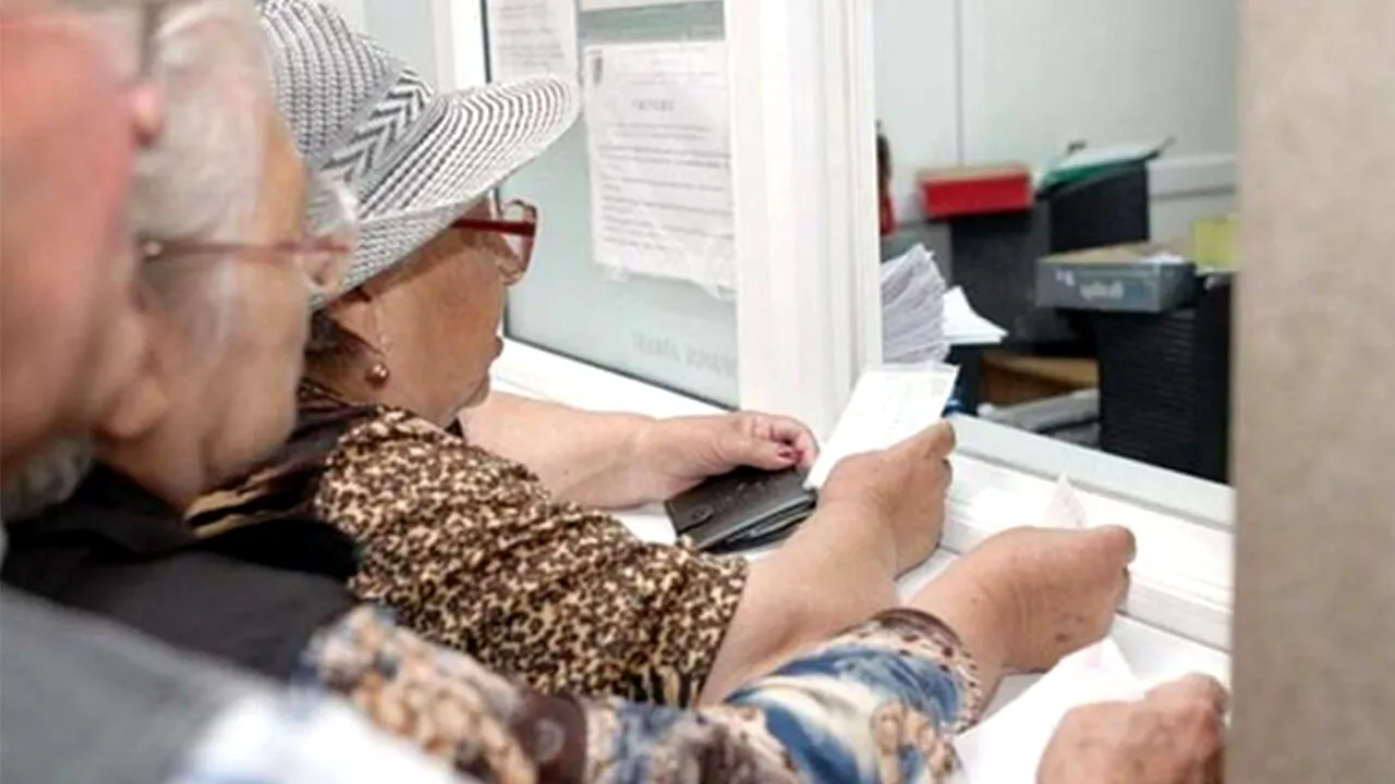 Aproape 4 milioane de PENSIONARI nu vor beneficia de creșterea veniturilor, în 2027. Care este motivul