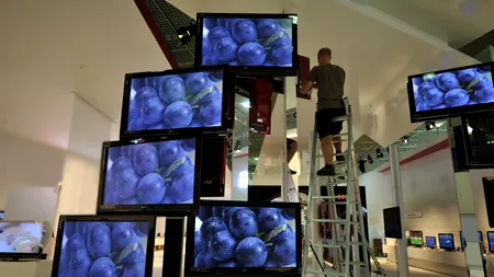 LG va pune capăt producției de televizoare cu plasmă
