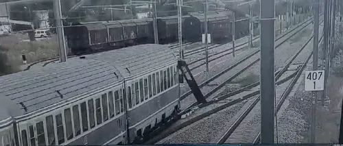 VIDEO | Incredibil. Un tren de călători a rămas fără ușă în mers / Cum răspunde CFR Infrastructură acuzațiilor CFR Călători