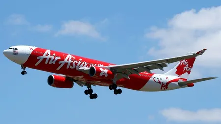 Un avion al companiei AirAsia, cu 162 de persoane la bord, A DISPĂRUT între Indonezia și Singapore. LIVE TEXT