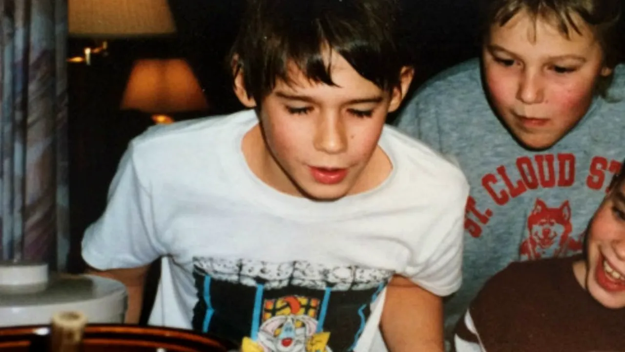 Acest băiețel a fost dat dispărut pe 22 octombrie 1989. După 27 de ani, s-a aflat adevărul. Ce s-a întâmplat cu el, de fapt