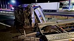 Accident în lanț pe autostrada A1. Cinci mașini implicate, 12 persoane afectate și șapte victime transportate la spital