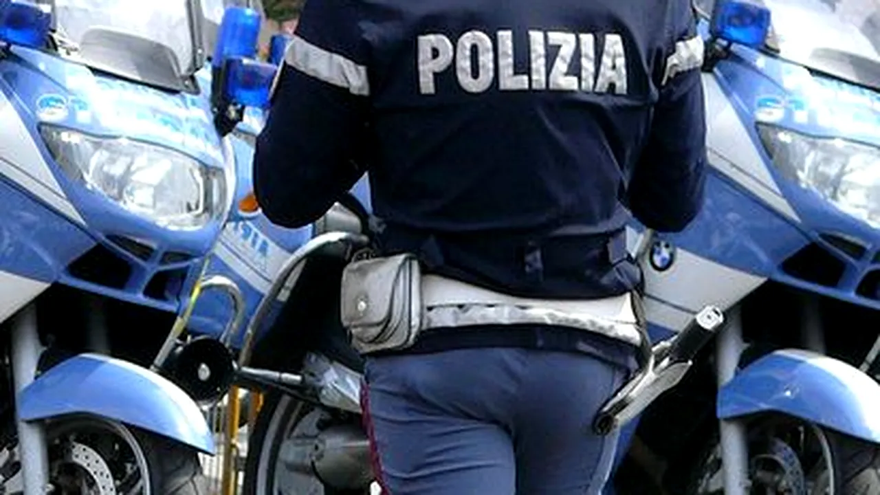 Un român, venit în Italia pentru a-și trata copilul de leucemie, a fost lăsat fără mașina cu numere românești. 