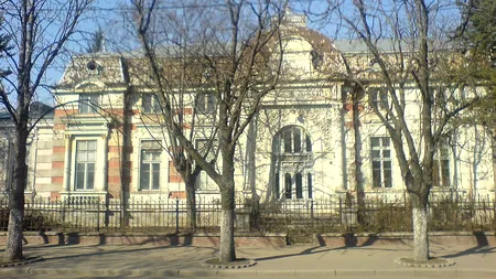 Oncologia unui Spital Judeţean, la care sunt înscriși 8000 de bolnavi, închisă o săptămână. Singurul medic intră în concediu