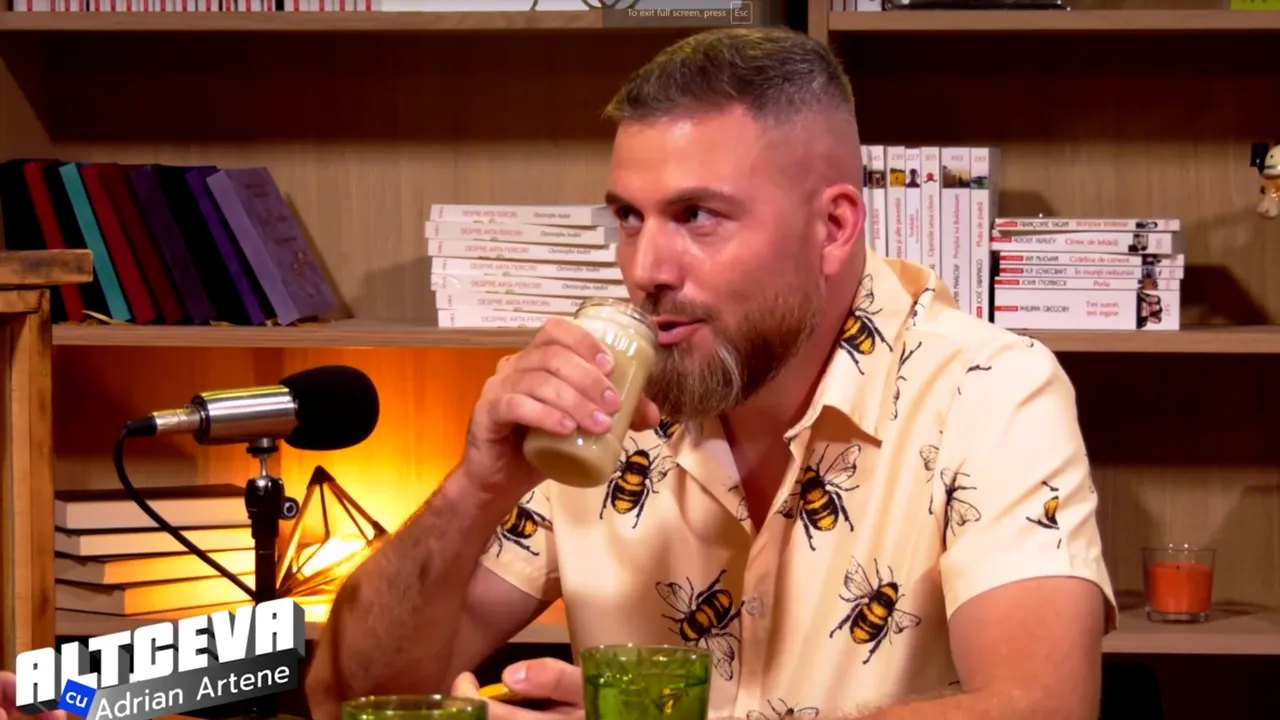 „ALTCEVA” cu Adrian Artene.  Marius Tecșan, deținător a 150 de familii de albine, ne dezvăluie cum să recunoaștem mierea naturală