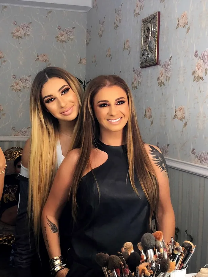 Ana Maria Prodan, alături de fiica ei Sarah