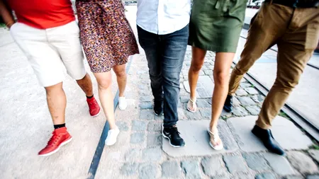 Românii trăiesc la limita sărăciei, dar nu renunță la confort. Ce tabiet de lux au acasă