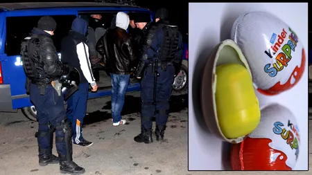 Observând doi tineri dubioși într-un parc din Cluj, jandarmii i-au legitimat. De necrezut ce aveau ascuns în recipientul de la un ou Kinder