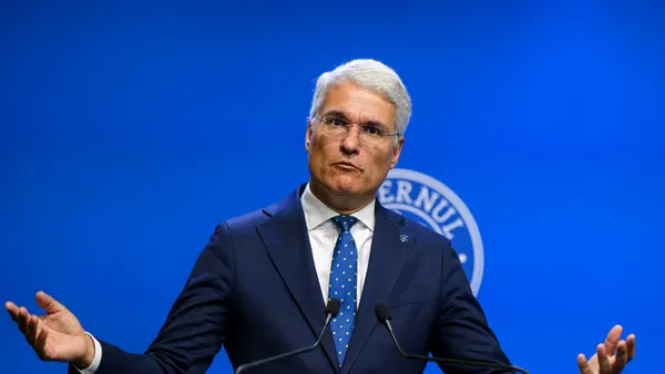 Pîslaru se laudă că România primește 3 miliarde de euro prin PNRR, deși a pierdut de două ori mai mult. Statul riscă penalizări majore