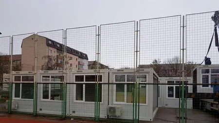 Săli de clasă improvizate în containere, soluția inedită găsită de autoritățile din Timișoara pentru școlile aglomerate