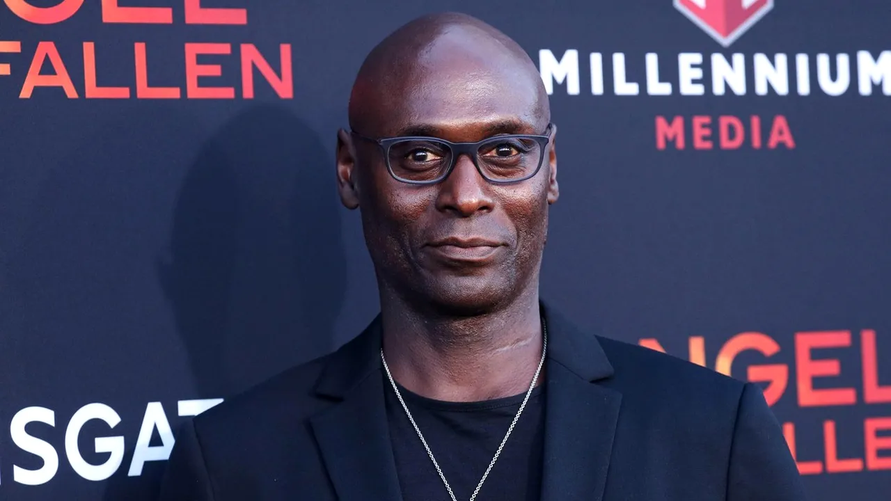 Lance Reddick va relua rolul din „John Wick” în spinoff-ul „Ballerina”, cu Ana de Armas în rolul principal