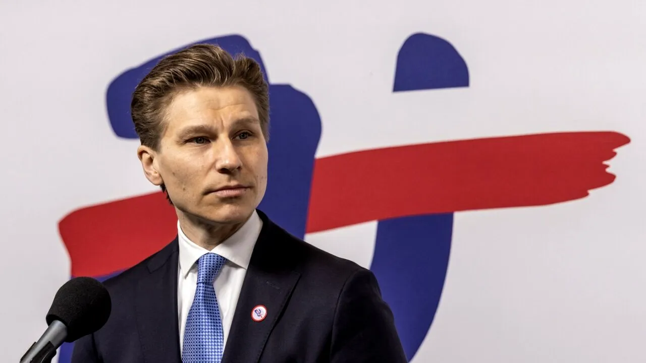 Finlanda va folosi activele rusești înghețate pentru a furniza MUNIȚIE Ucrainei