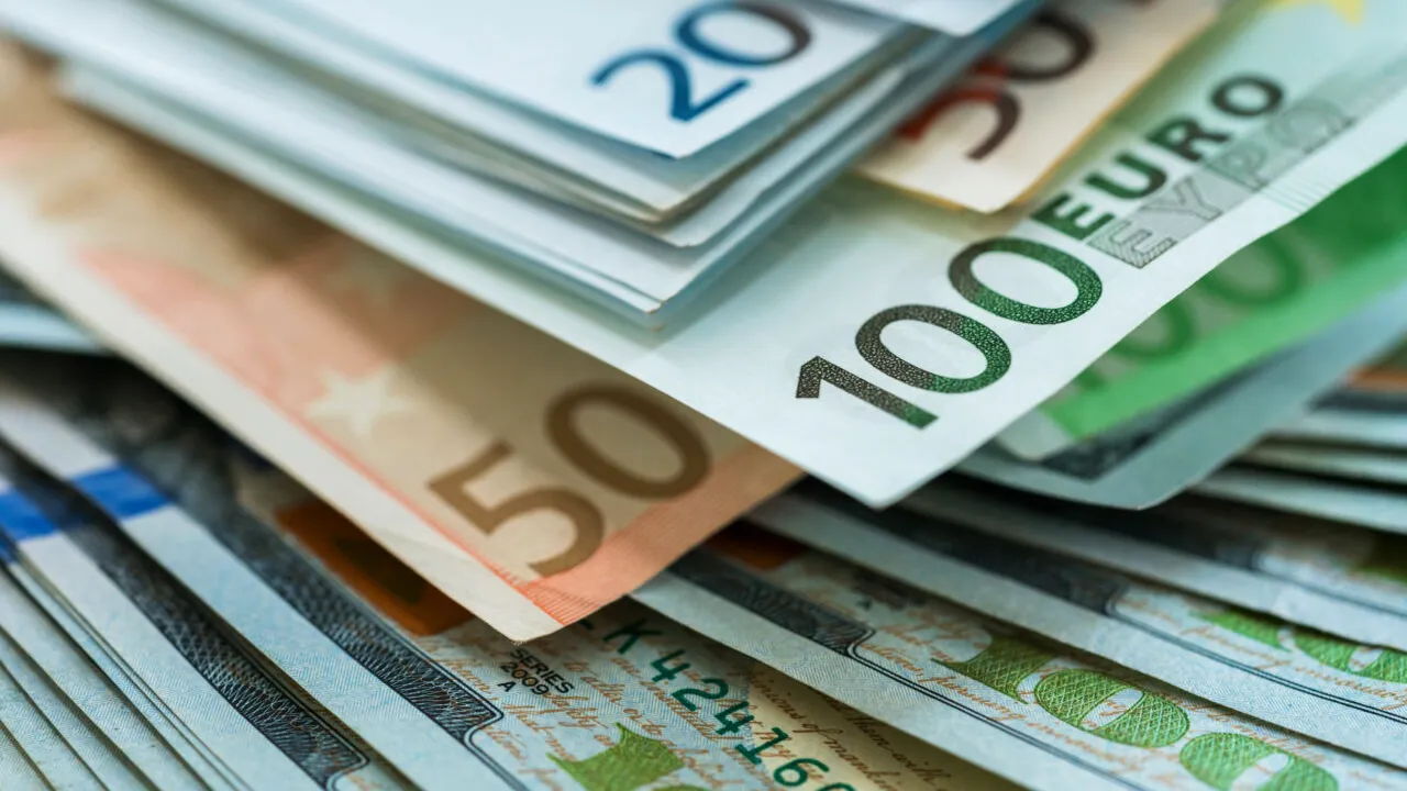 Vești bune pentru fermierii din România: Peste un miliard de euro pregătiți pentru ei