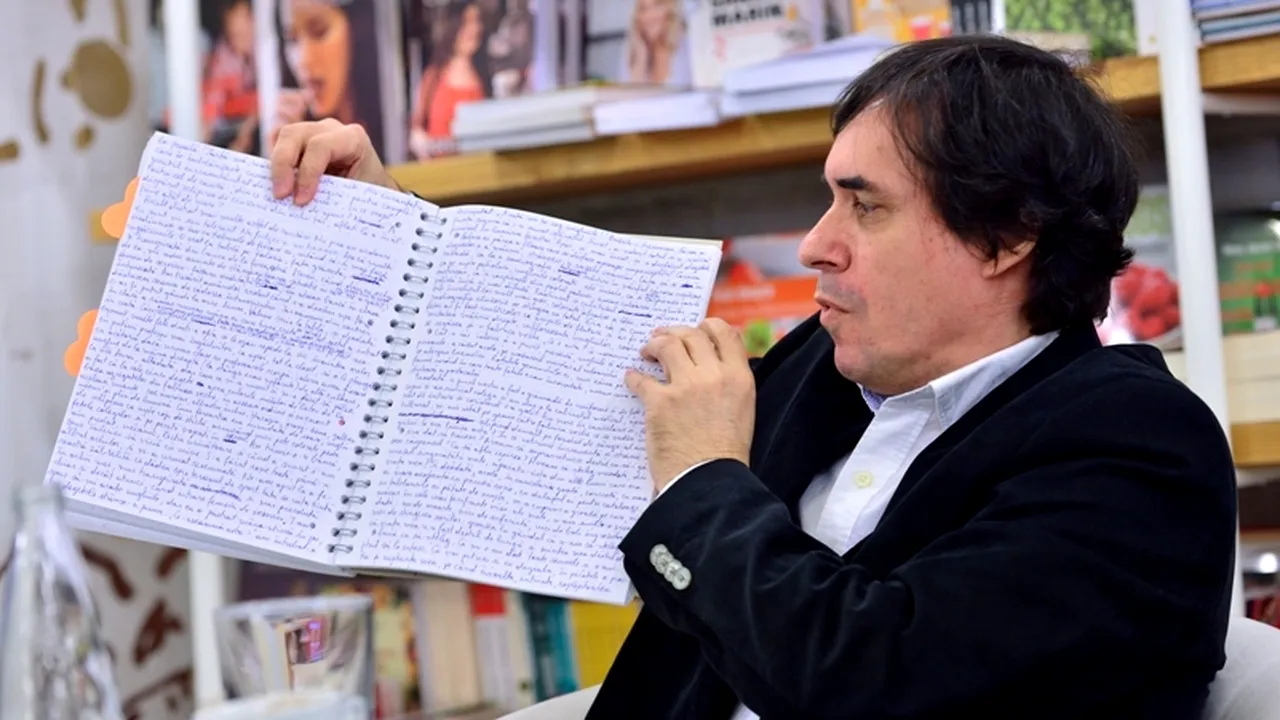 Cum explică Mircea Cărtărescu că „Dumnezeu preferă lemnul și spațiile mici
