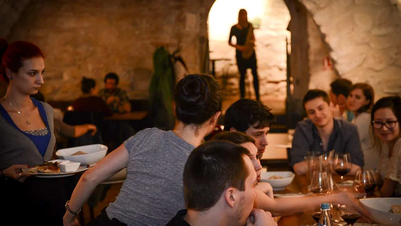 Doi canadieni își închid restaurantul din Cluj din cauza schimbărilor din domeniul fiscal: 