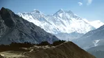 Un alpinist britanic ESCALADEAZĂ Everestul pentru a 19-a oară