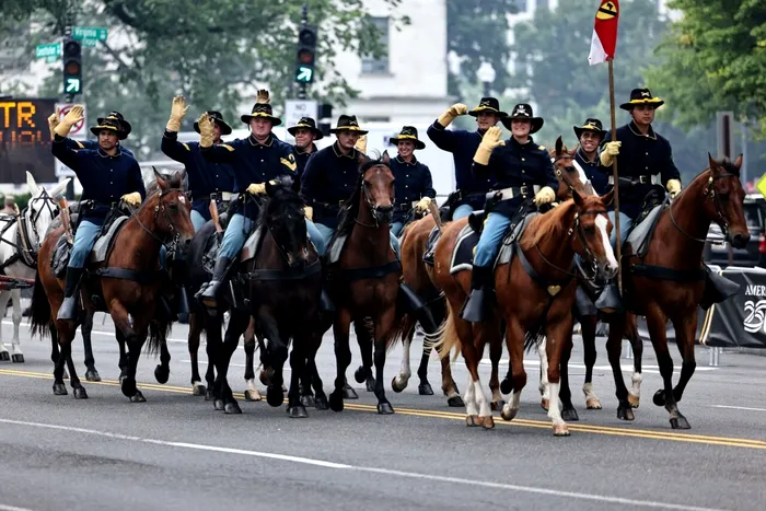 SUA s&#259;rb&#259;toresc 250 de ani de la &icirc;nfiin&#539;area armatei americane cu o parad&#259; militar&#259;. Ceremonia coincide cu ziua de na&#537;tere a pre&#537;edintelui Trump