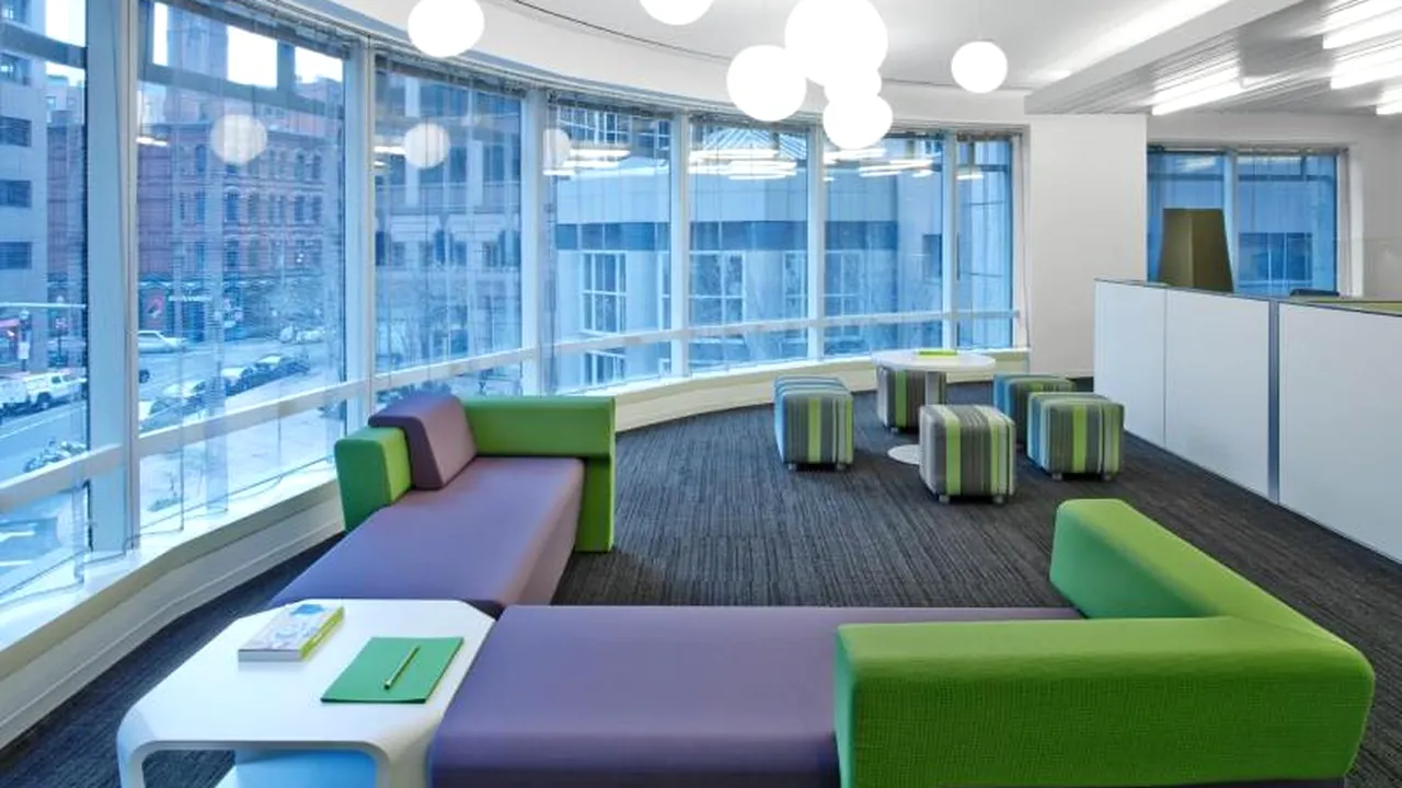 Moda locurilor de relaxare pentru angajați câștigă teren în companiile din România. Care este bugetul alocat GALERIE FOTO