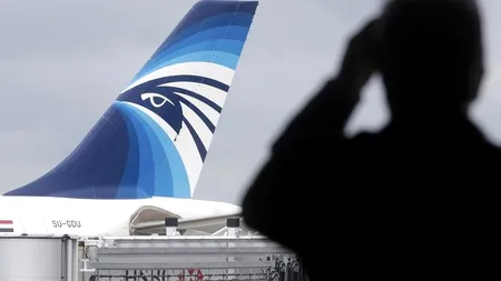 Egiptul trimite un submarin în căutarea cutiilor negre ale avionului EgyptAir: „Toate scenariile sunt posibile