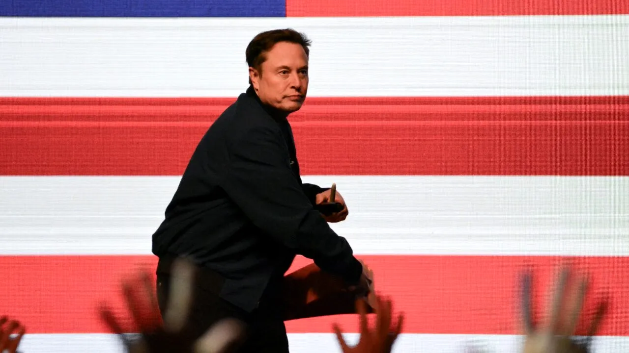 Elon Musk atribuie „stângii radicale” excluderea lui Marine Le Pen din cursa prezidențială /Un fost oficial SUA compară situația cu cea din ROMÂNIA