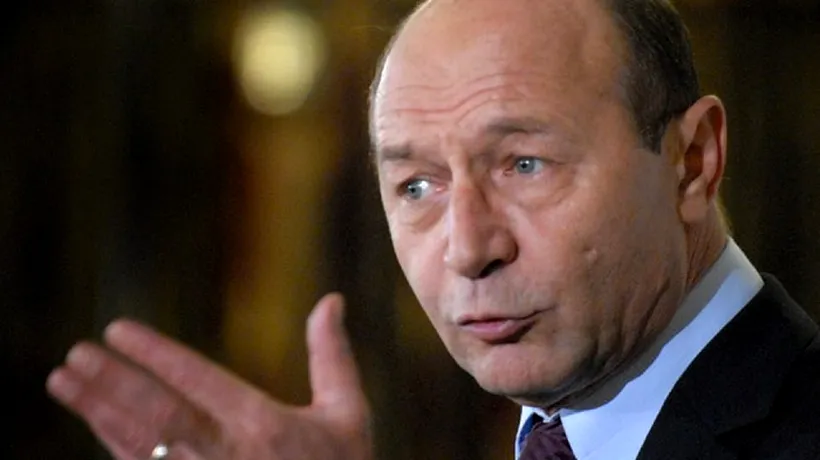 Traian Băsescu se vrea candidat la alegerile parlamentarele din R. Moldova.  Condiția care îl împiedică să facă asta