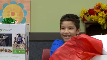 Acești copii au fost puși să aleagă între cadoul visat și un dar pentru părinți.  Cum au reacționat