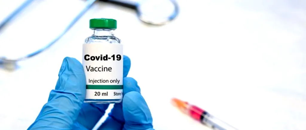 Vaccinul anti-COVID-19 din Regatul Unit, testat pe români. Cum se simte Silvia Câmpeanu după ce i-a fost administrat serul. “Am avut o ușoară durere de cap, dar...”