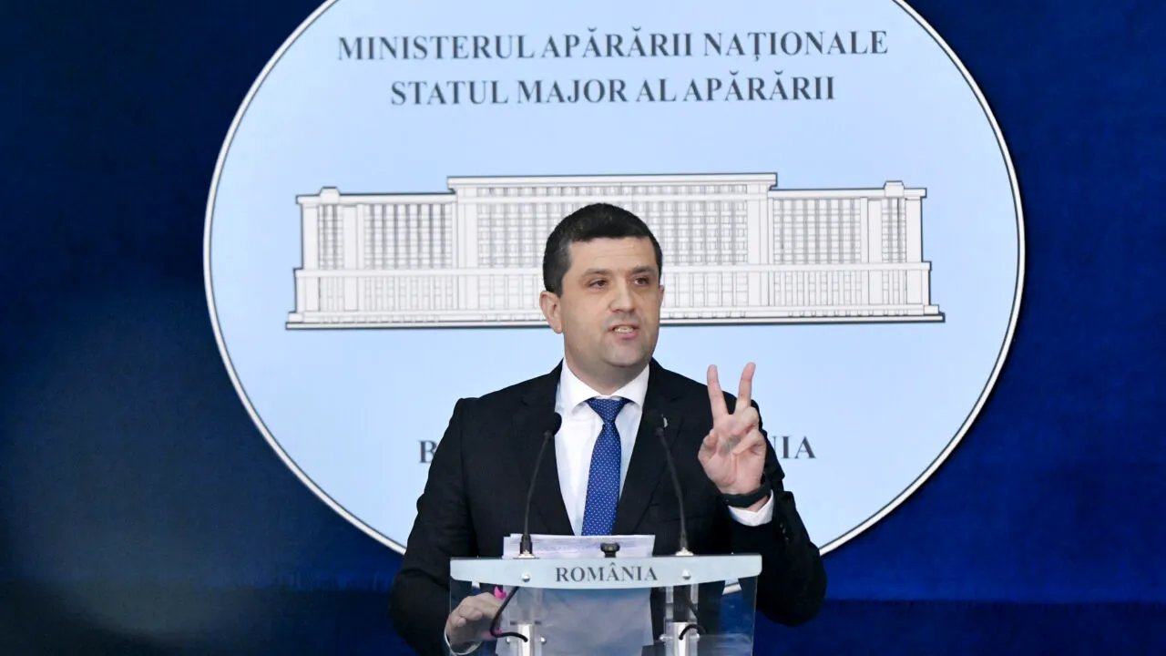 Radu Miruță învârte cuțitul în rana PSD. Susține că guvernarea PNL-USR-UDMR merge foarte bine, chiar dacă guvernul e demis și că puterile nu le sunt mult limitate