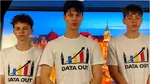 Trei olimpici, de 16 ani, din Oradea, premiați de Eurostat la Competiția Europeană de Statistică. Proiectul lor a desființat cu date concrete prejudecățile despre români