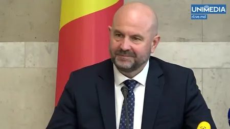 VIDEO | Ministrul Agriculturii din Republica Moldova a adresat cuvinte obscene jurnaliștilor, uitând de microfoane. Ulterior și-a cerut scuze