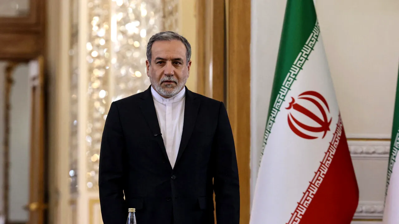 Cine conduce Iranul, după moartea lui Ali Khamenei? Ali Larijani, secretarul Consiliului pentru Securitate Națională, anunță noua putere de la Teheran