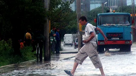 Vreme instabilă ploi temperaturi scăzute prognoză meteo weekend