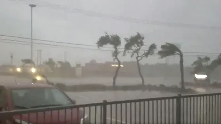Stare de urgență în Texas. SUA, lovite de cel mai puternic uragan din ultimii 12 ani