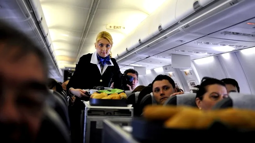 Cele mai ciudate situații cu care s-au confruntat însoțitorii de zbor în avion