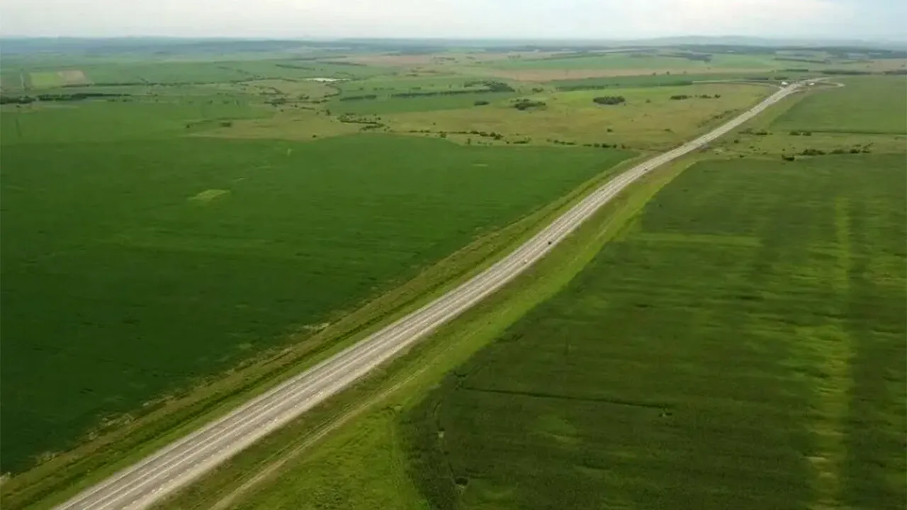 Puțini șoferi știu acest lucru! Care este cea mai lungă șosea din România, de fapt