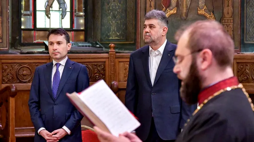 Marcel Ciolacu a participat la slujba de Crăciun de la Catedrala Patriarhală / Alături de premier a fost și secretarul de stat pentru culte