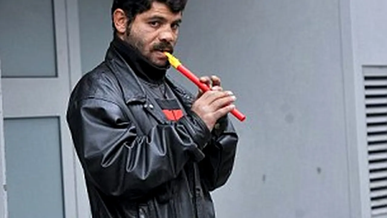 Poveștile a doi români fără adăpost, în paginile ziarelor britanice