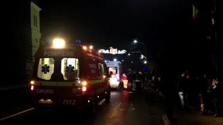 Tragedie în Bistrița unde un un șofer beat și fără permis a intrat cu mașina în trei grupuri de colindători. O tânără a murit. Tânărul șofer, arestat. UPDATE