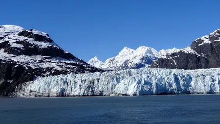 Aproape toți gheţarii lumii se topesc într-un ritm accelerat (STUDIU)