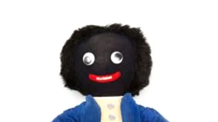 Aceasta este păpușa care îi înfurie pe aborigenii din Australia