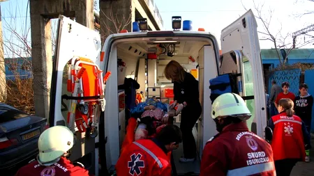 Un muncitor a murit după ce anvelopa unui excavator i-a explodat în față
