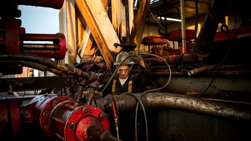Prețul petrolului, în scădere puternică după încheierea acordului privind programul nuclear iranian