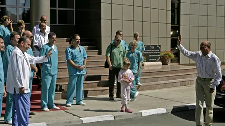 Băsescu, după ce televiziunea lui Sebastian Ghiță i-a descoperit „semnele bolii Parkinson